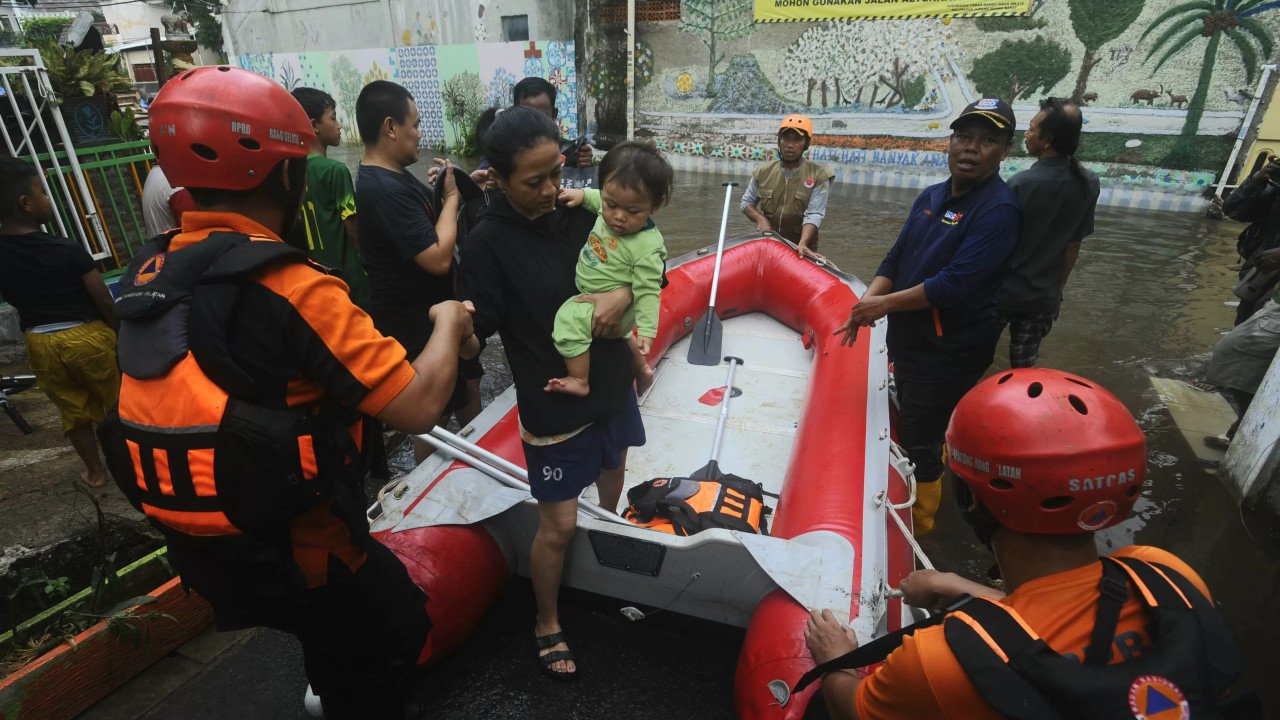Banjir di Kota Tangerang Selatan tanggal 12 November 2024