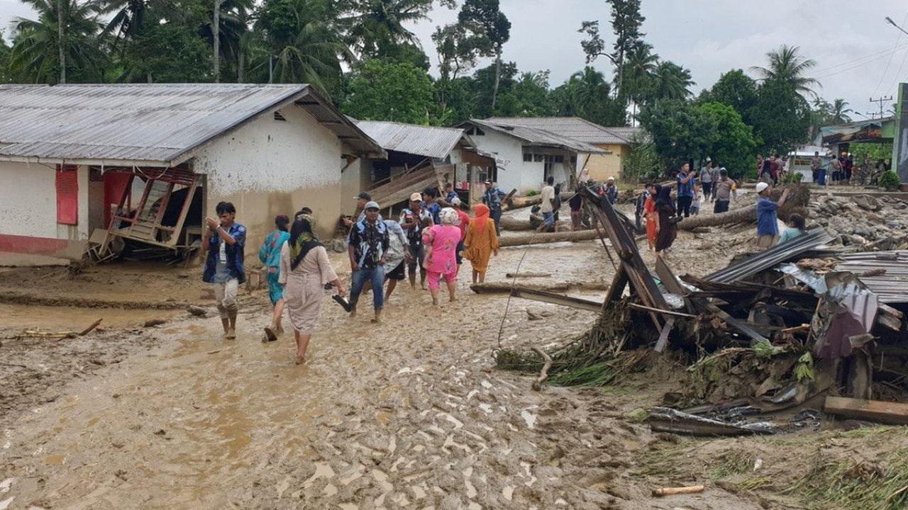 Banjir di Kab. Tapanuli Selatan tanggal 23 November 2024