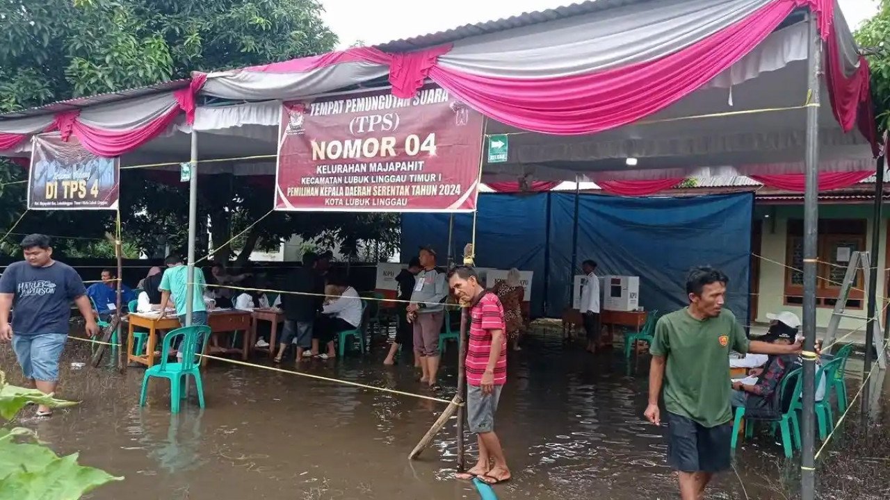 Banjir di Kota Lubuk Linggau tanggal 27 November 2024