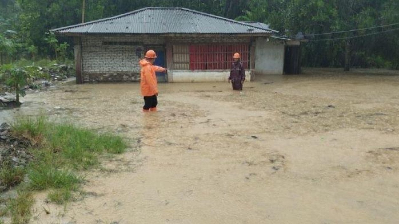 Banjir di Kab. Minahasa Utara tanggal 21 Maret 2025